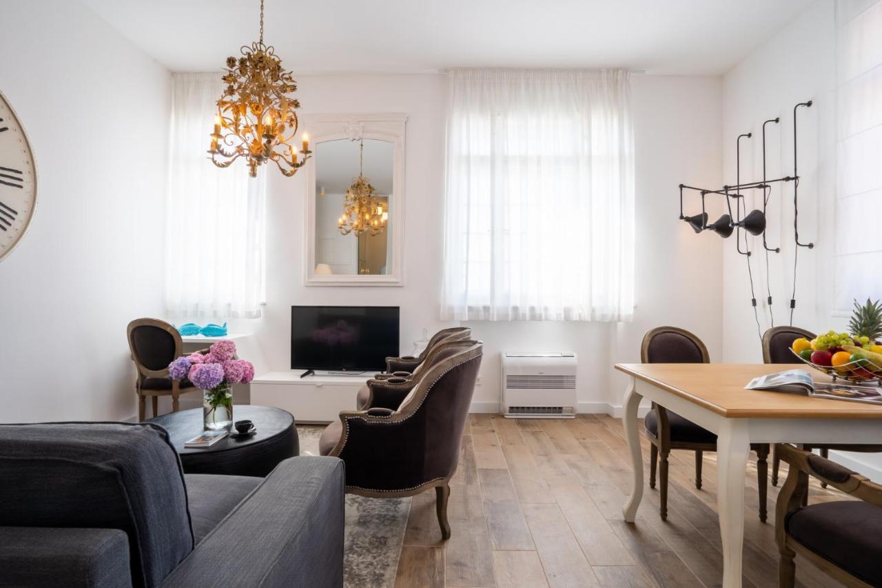 AH Design Apartments Deluxe Opatija Buitenkant foto
