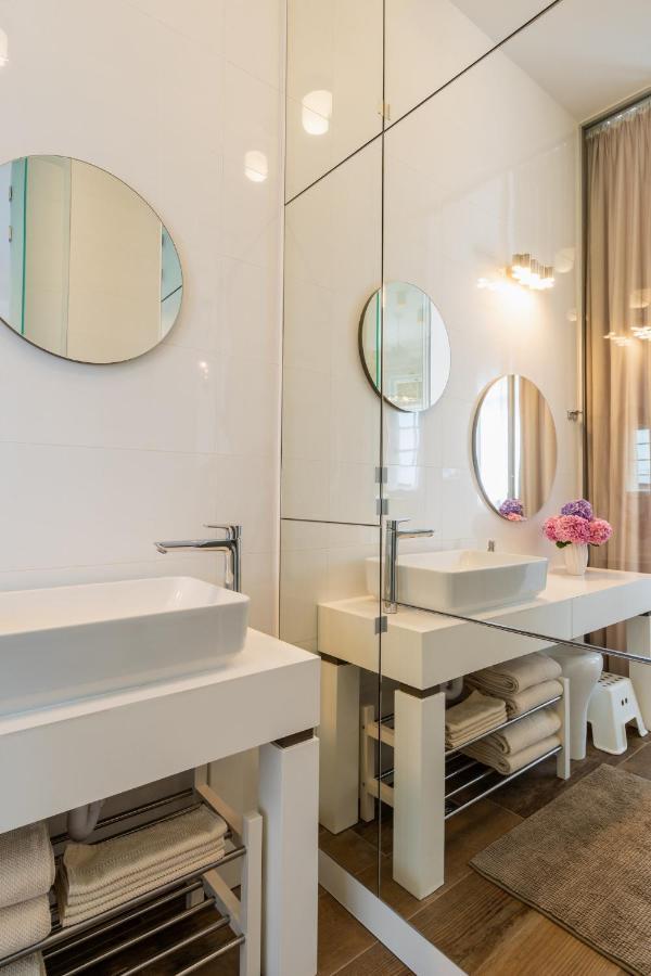 AH Design Apartments Deluxe Opatija Buitenkant foto