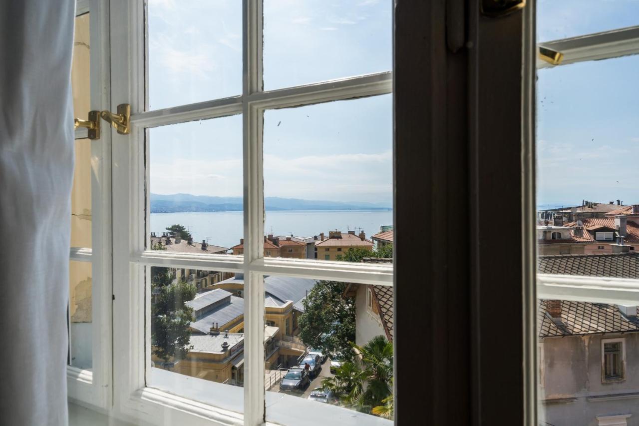 AH Design Apartments Deluxe Opatija Buitenkant foto