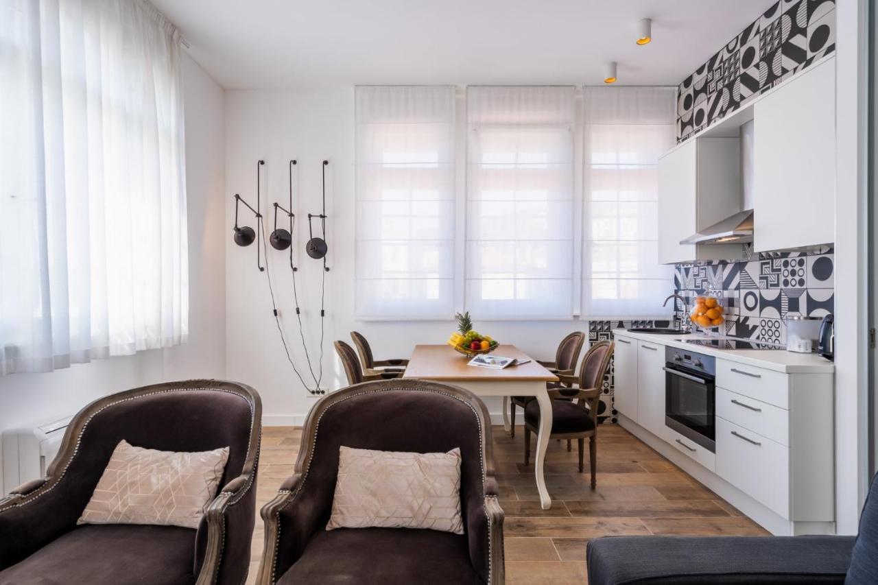 AH Design Apartments Deluxe Opatija Buitenkant foto